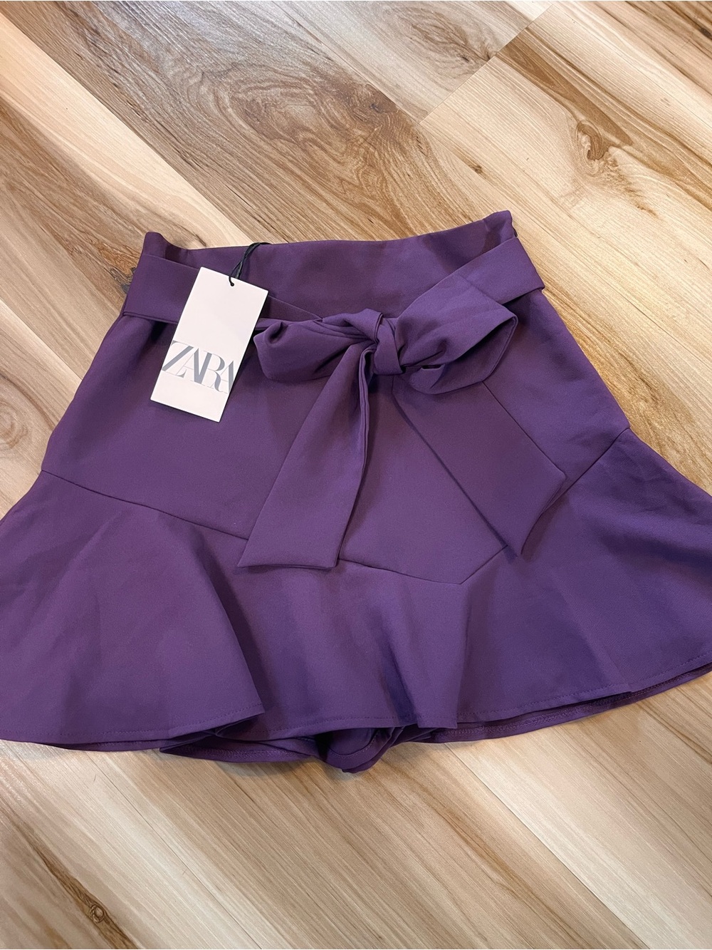 New Zara XS Plum Purple Skort Assymetrical Belted Tie Ruffle Skirt/Shorts NWT